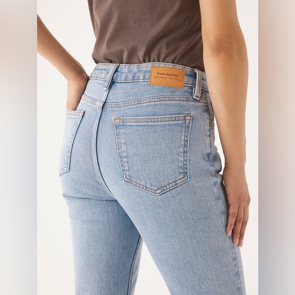 Frank & Oak - High Rise Mom Jean - Picture 2 of 6